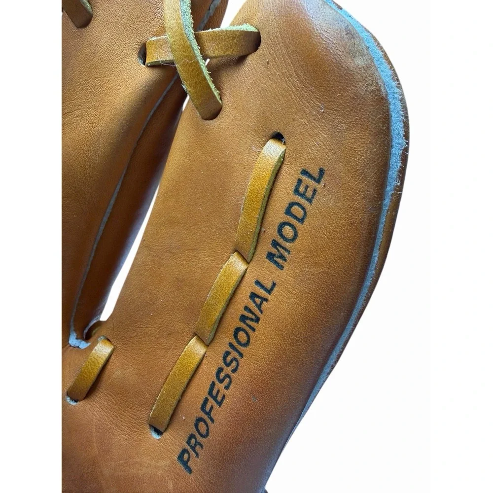 Mizuno MZ1200 Baseball Glove 11